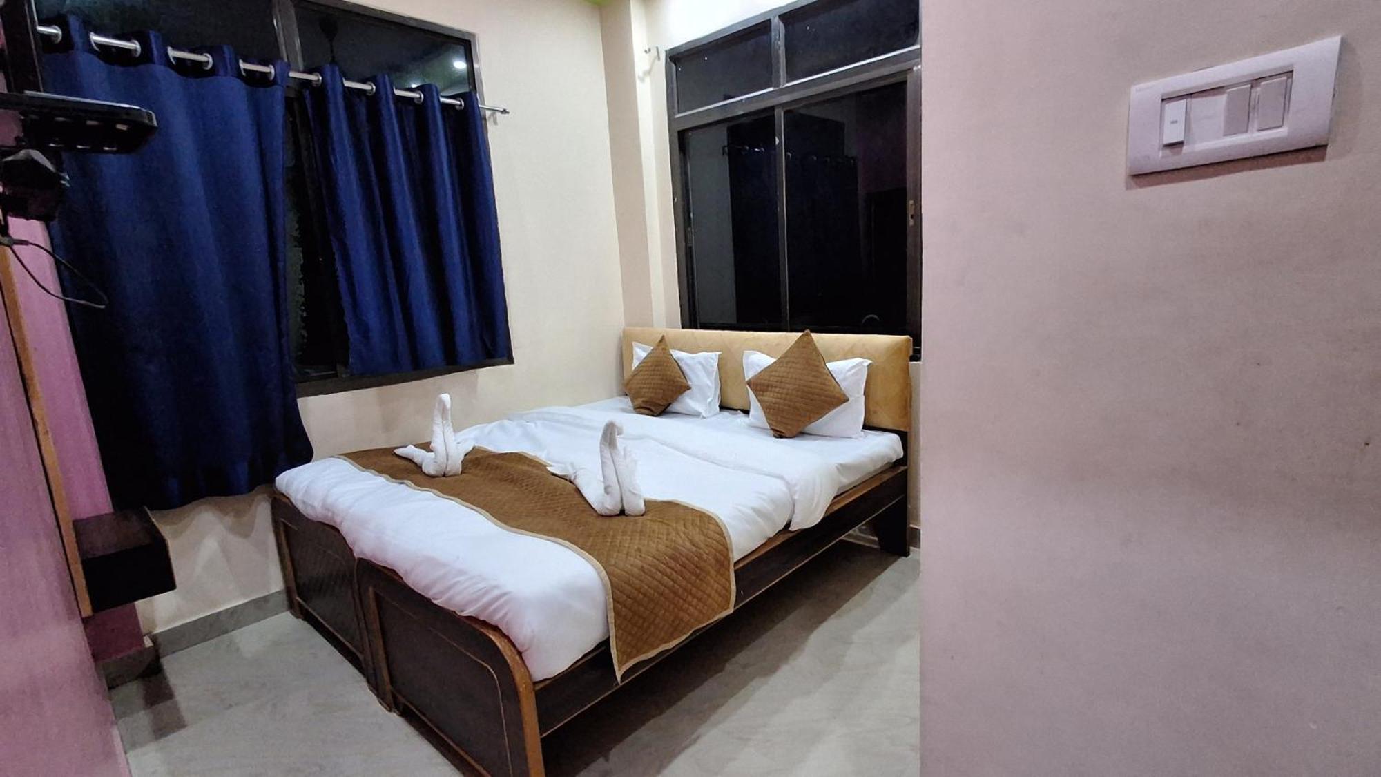 ורנאסי Shree Balaji Paying Guest House מראה חיצוני תמונה